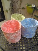 Cestino porta-oggetti, tessuto artigianalmente con vari colori e disegni  in misto lino e cotone, disponibile nella misura cm 22x20