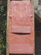Asciugamani, tessitura artigianale in puro lino, finitura a punto giorno, disegno giglio, colore zenzero. Asciugamano piccolo/ospite cm. 60x50 e asciugamano grande cm. 130x70.